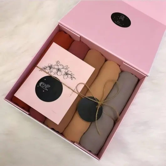 Custom Abaya Boxes (4)